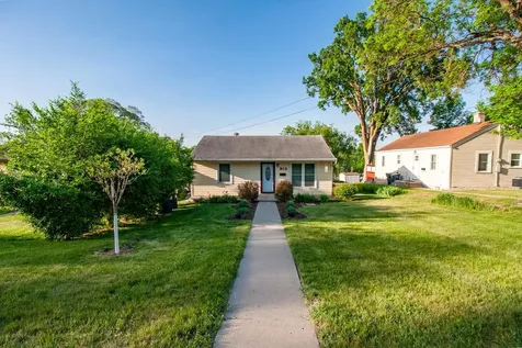 912 E Highland Avenue Fergus Falls MN 56537
