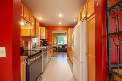 912 E Highland Avenue Fergus Falls MN 56537