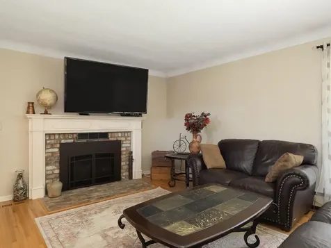 6416 Crofoot Avenue NW Maple Lake MN 55358
