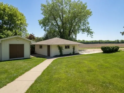 6416 Crofoot Avenue NW Maple Lake MN 55358