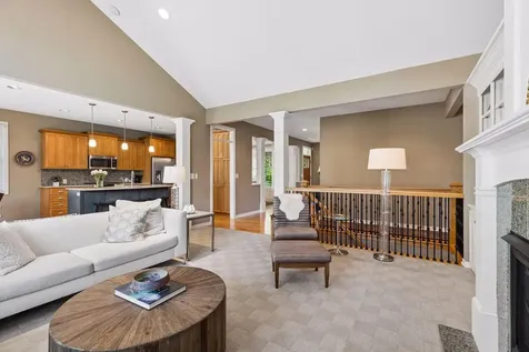 10565 Water Lily Lane Woodbury MN 55129
