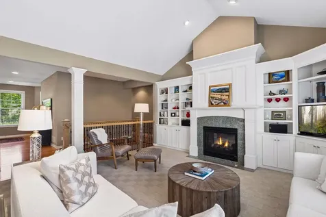 10565 Water Lily Lane Woodbury MN 55129