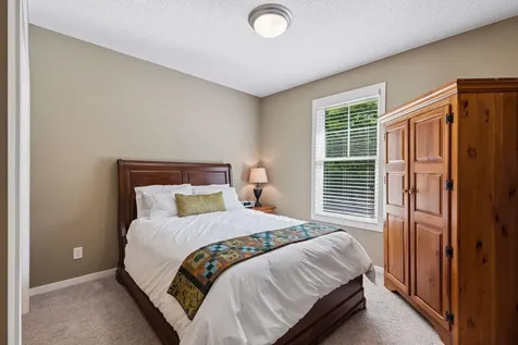 10565 Water Lily Lane Woodbury MN 55129