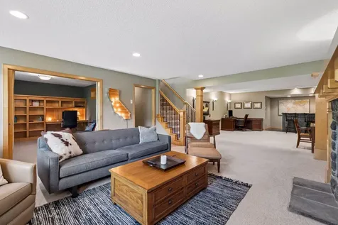 10565 Water Lily Lane Woodbury MN 55129