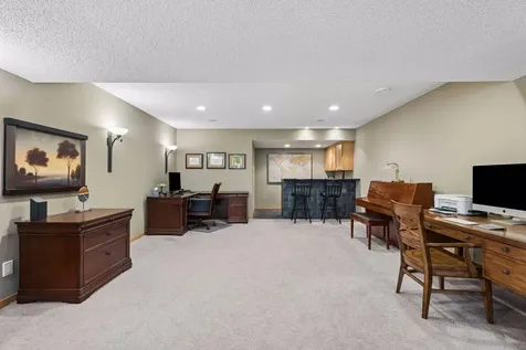 10565 Water Lily Lane Woodbury MN 55129