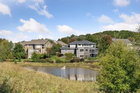 10565 Water Lily Lane Woodbury MN 55129