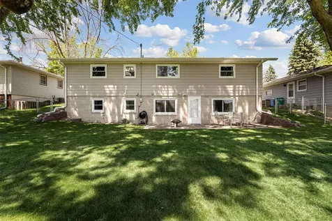 437 13th Street NE Owatonna MN 55060