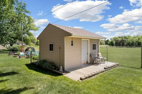 437 13th Street NE Owatonna MN 55060