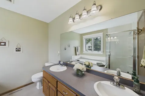 3509 92nd Avenue N Brooklyn Park MN 55443