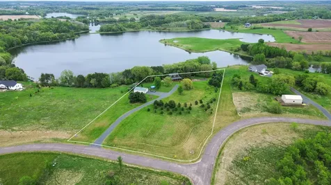 78 161st Street Star Prairie WI 54026