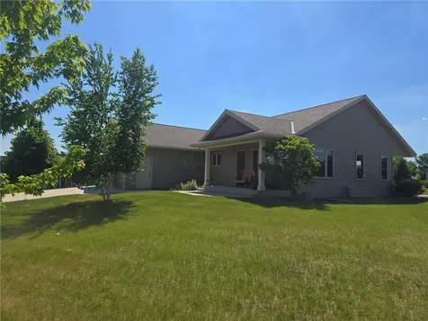 698 Westland Lane New London MN 56273