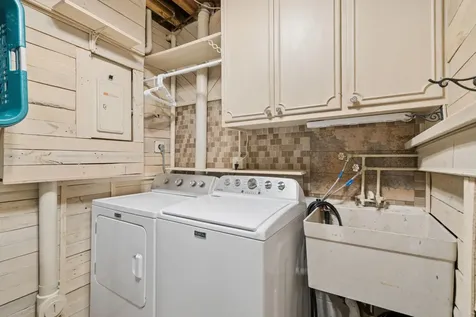 503 Laredo Lane Chanhassen MN 55317
