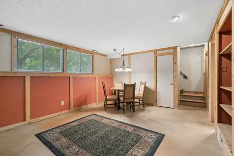503 Laredo Lane Chanhassen MN 55317