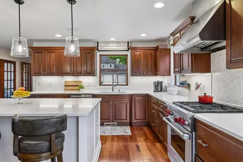 126 Courtland Street Excelsior MN 55331