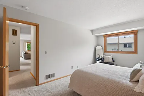 4448 Woodgate Point Eagan MN 55122