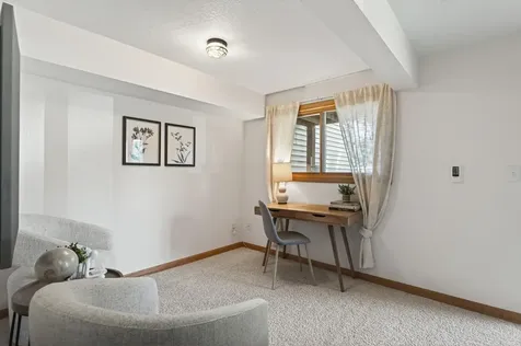 4448 Woodgate Point Eagan MN 55122
