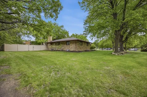 3514 Riverview Circle Moorhead MN 56560