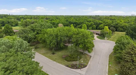 3514 Riverview Circle Moorhead MN 56560