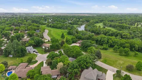 3514 Riverview Circle Moorhead MN 56560