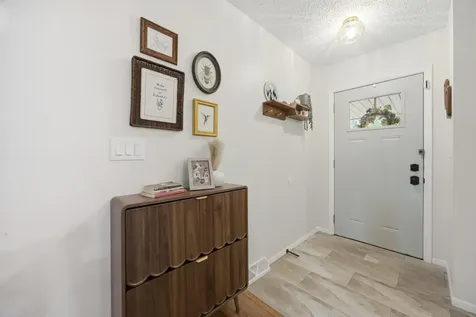 3514 Riverview Circle Moorhead MN 56560