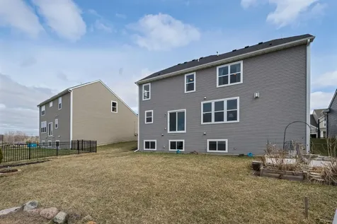 561 14th Street NW New Brighton MN 55112