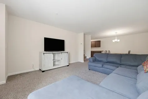 305 Chatum Lane Jordan MN 55352