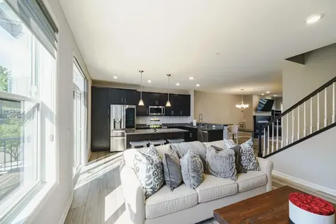4015 River Valley Way Eagan MN 55122
