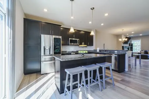 4015 River Valley Way Eagan MN 55122