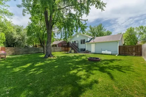 1919 27th Avenue S Fargo ND 58103