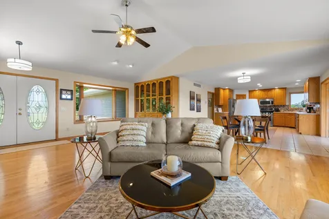 440 Kuntz Drive Independence MN 55359