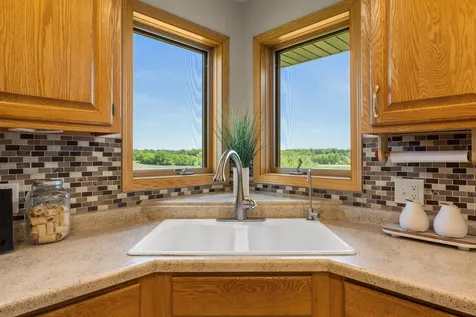 440 Kuntz Drive Independence MN 55359
