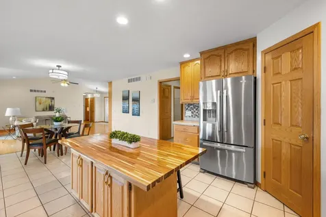 440 Kuntz Drive Independence MN 55359