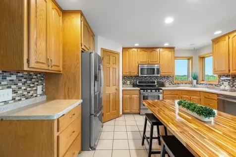440 Kuntz Drive Independence MN 55359