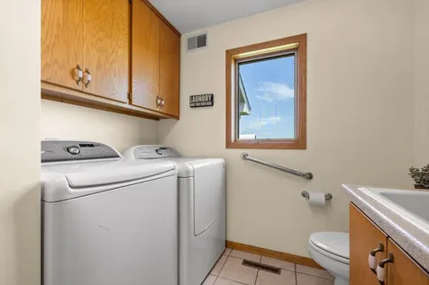440 Kuntz Drive Independence MN 55359
