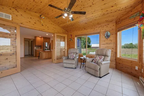 440 Kuntz Drive Independence MN 55359