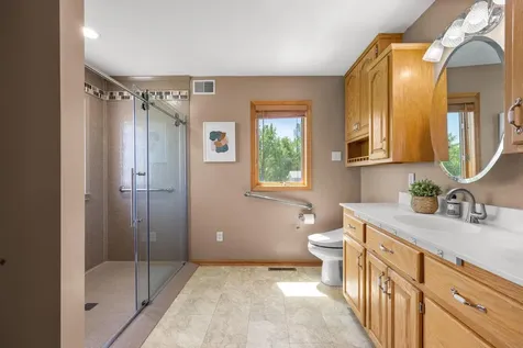 440 Kuntz Drive Independence MN 55359