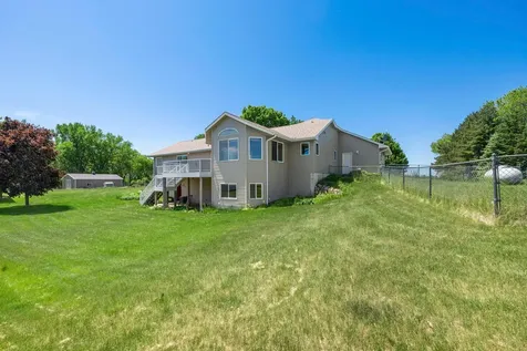 440 Kuntz Drive Independence MN 55359