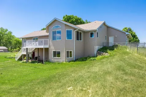 440 Kuntz Drive Independence MN 55359