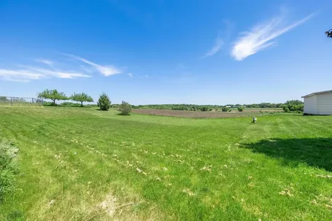 440 Kuntz Drive Independence MN 55359