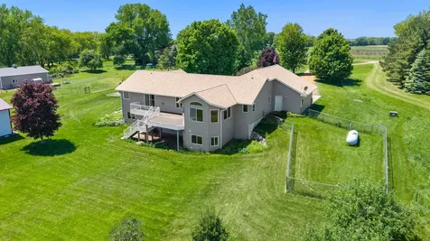 440 Kuntz Drive Independence MN 55359