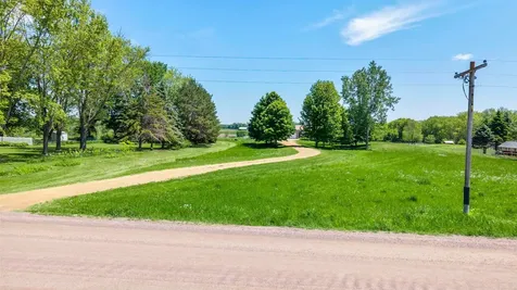 440 Kuntz Drive Independence MN 55359
