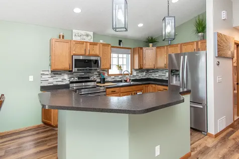 6182 35th Street S Fargo ND 58104