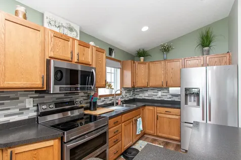 6182 35th Street S Fargo ND 58104