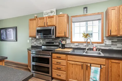 6182 35th Street S Fargo ND 58104