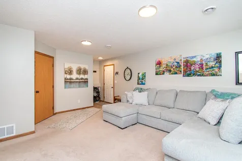 6182 35th Street S Fargo ND 58104