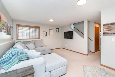6182 35th Street S Fargo ND 58104