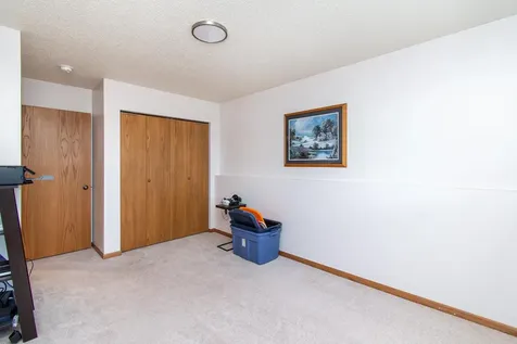 6182 35th Street S Fargo ND 58104