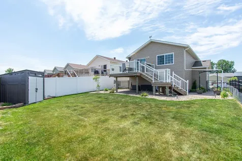 6182 35th Street S Fargo ND 58104