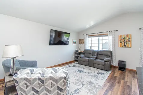 6182 35th Street S Fargo ND 58104