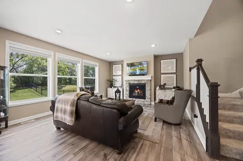 7228 Auburn Lane Inver Grove Heights MN 55077
